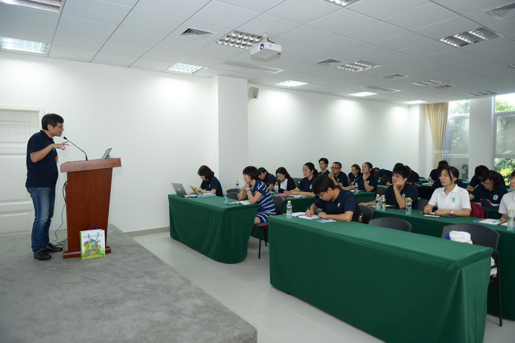 孙国祥老师授课中